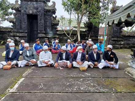 Pelaksanaan Intruksi Gubernur Bali Tentang Perayaan Tumpek Uye